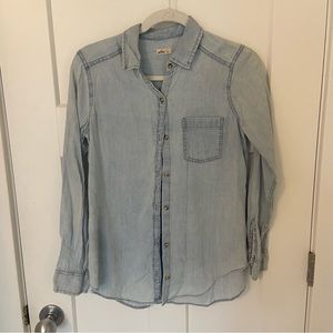 Hollister Jean Button Down